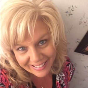 Meet your Posher, Tina